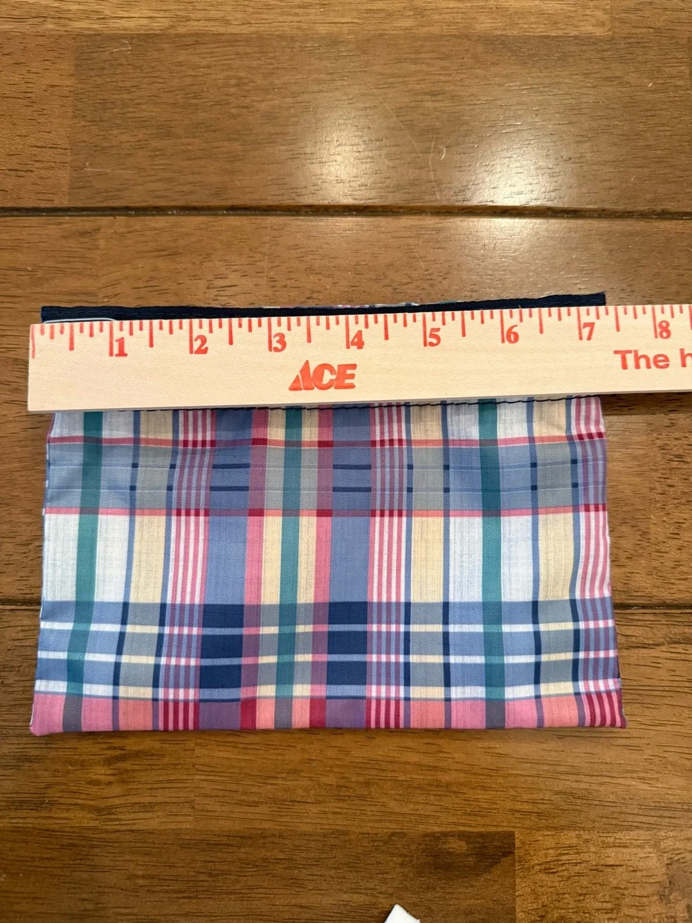 LeSportsac Plaid Zip Pouch in Pastel Multi Cosmetic Case Navy and Pink Y2K 90’s